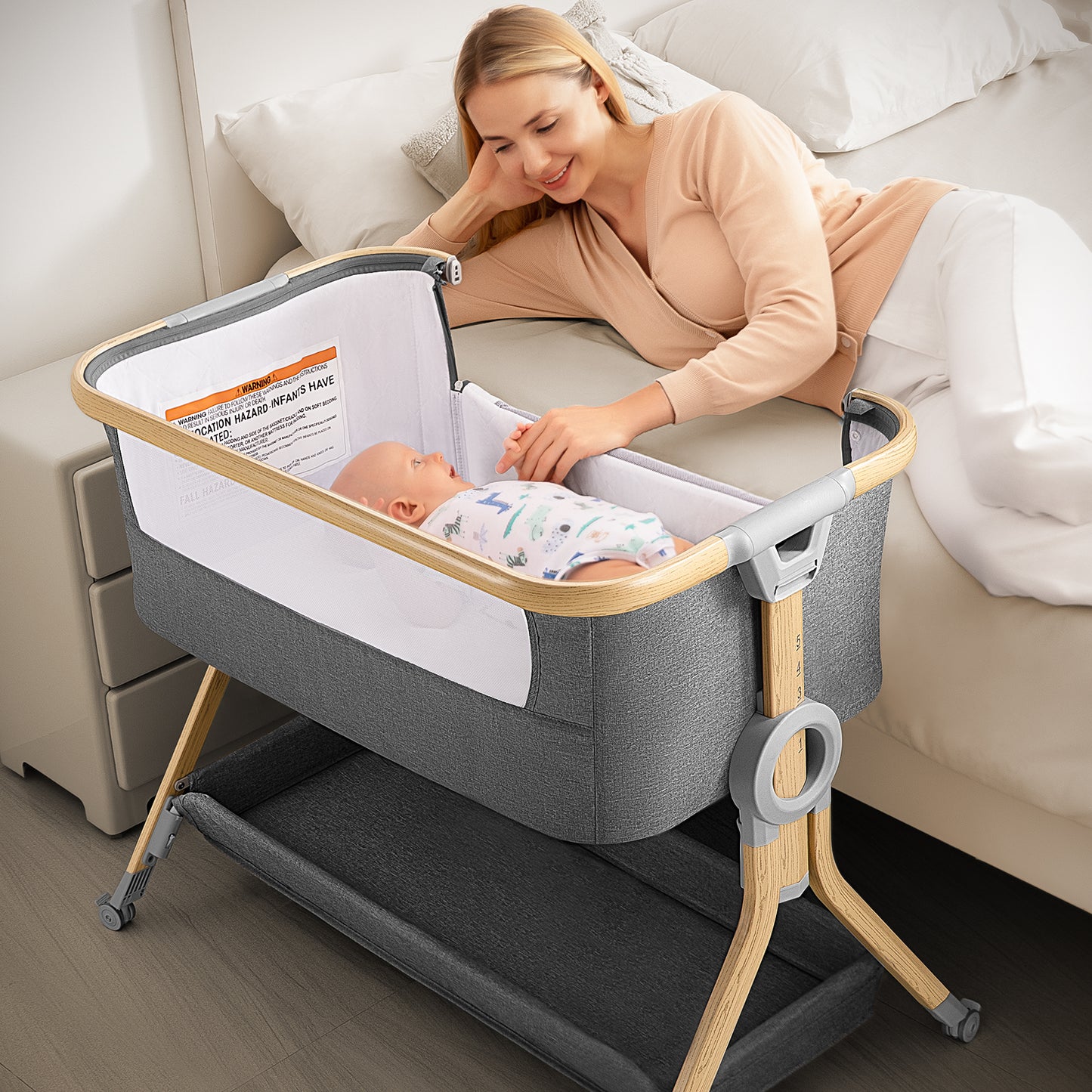 Baby Bassinet Bedside Sleeper, Baby Bed to Babies Cradle, Adjustable 5-Level Height Portable Bed for Newborn/ Infant/ Baby Boy/ Baby Girl (Light Gray)